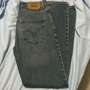 Levi’s 514 boys 27x27 or size 14ish.